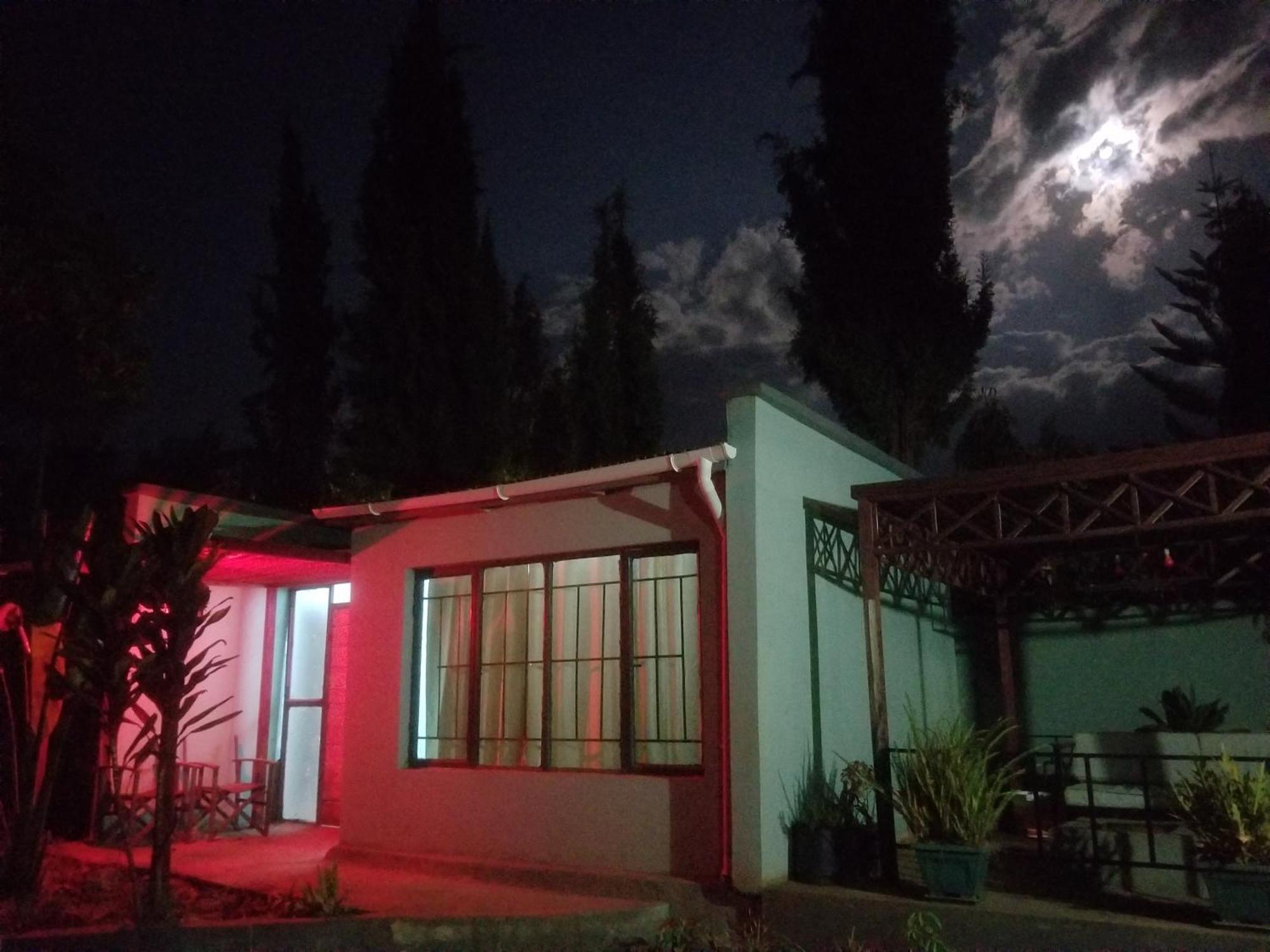 Ngorongoro Villa And Restaurant Karatu Extérieur photo